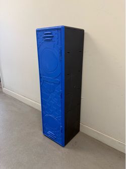 SUNCAST Sports Storage Locker 48” High PICK UP IN CORNELIUS