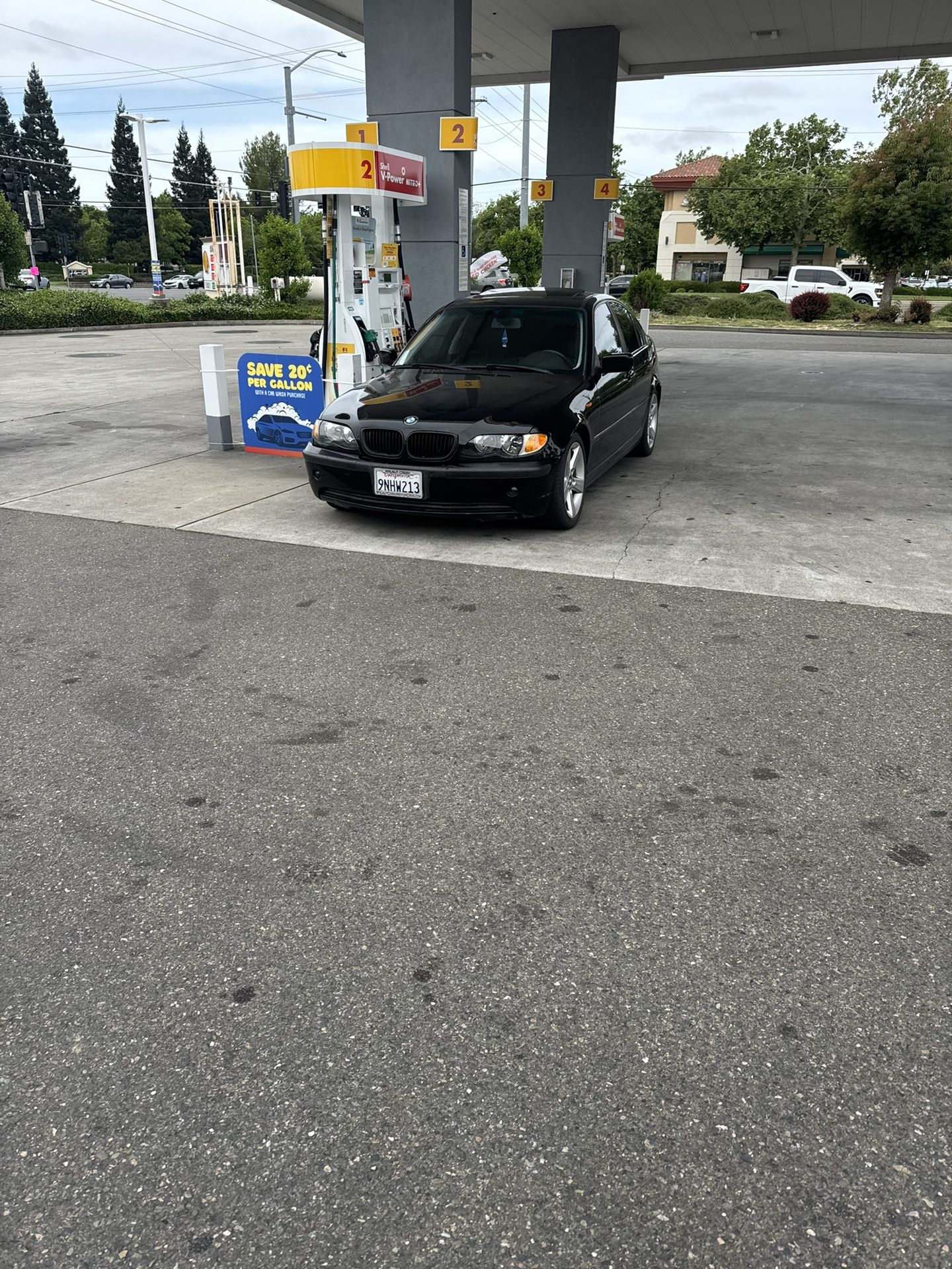 2004 BMW 325i
