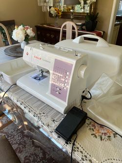 Great singer confidence sewing machine with all accessories