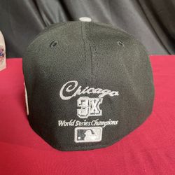 New Era 59FIFTY Chicago White Sox Letterman Fitted Cap 7 5/8 / Black