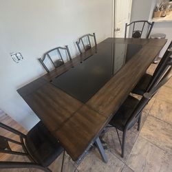 Kitchen Table 