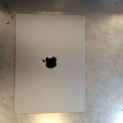 APPLE M2 MacBook Pro A2779 500 GB 16 GB Ram MacOS Ventura Version 13.4.1