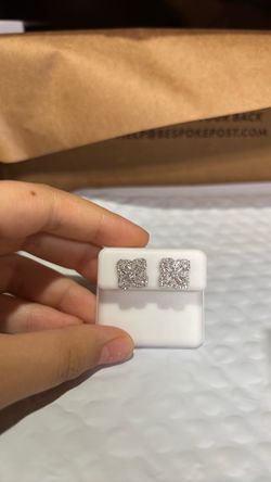 Sterling silver moissanites