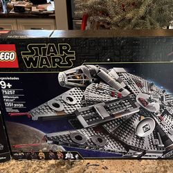 Lego Millennium Falcon 75257