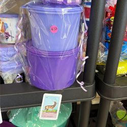 Tupperware 