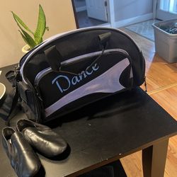 Dance Bag And Size 2 1/2 Kids For 35$