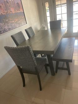Dinning Room Table Set