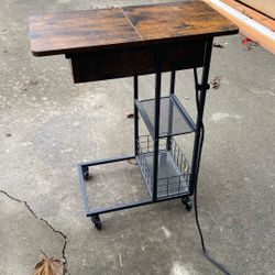 Rolling Storage Table