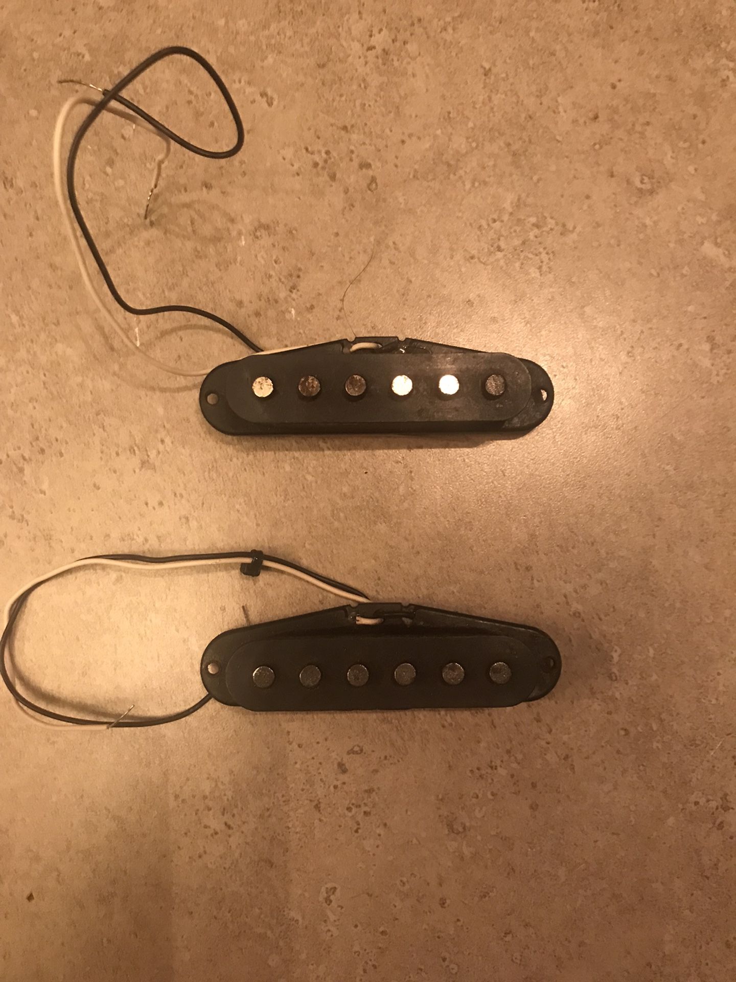 fender strat pick up