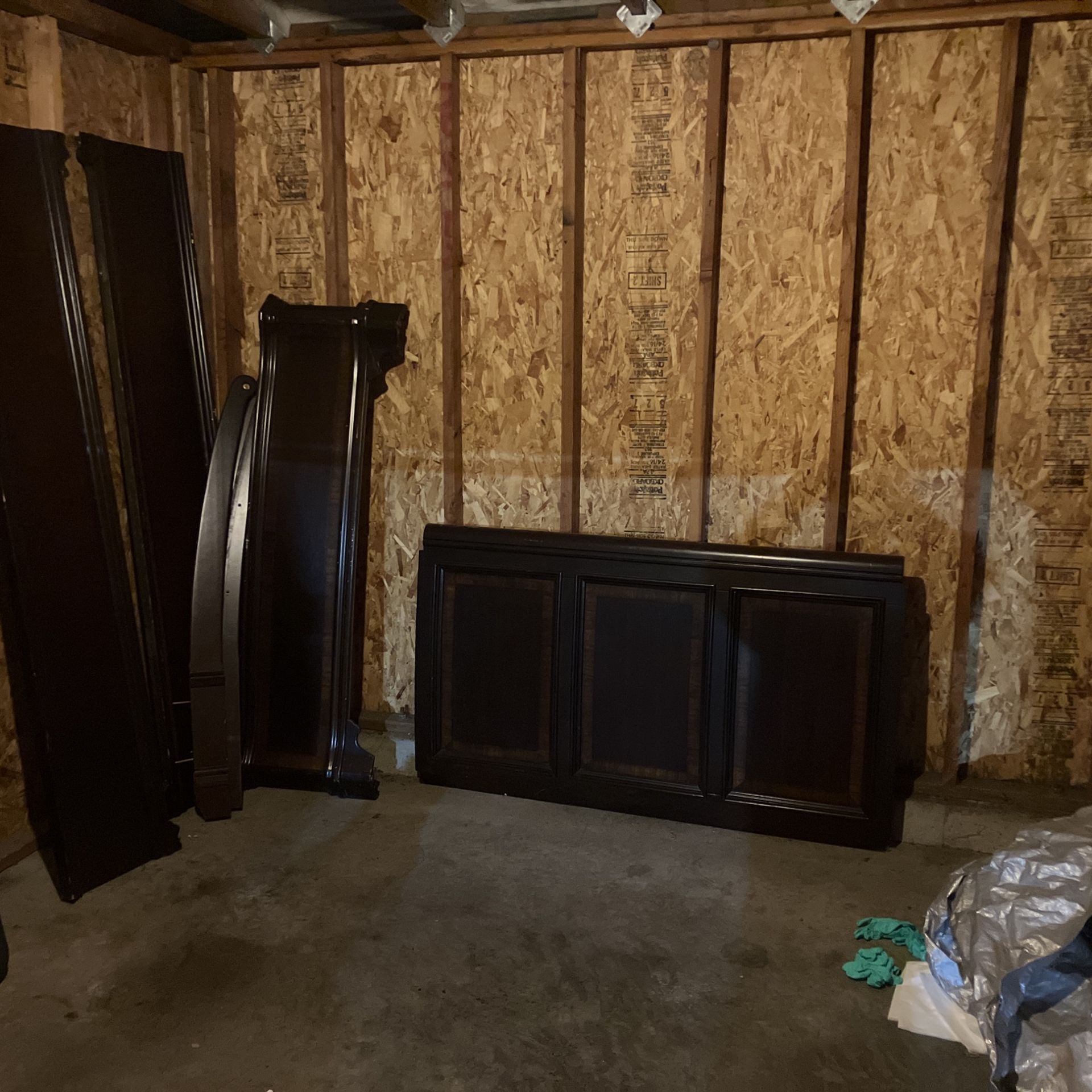 Free Queen Size Frame No Screws