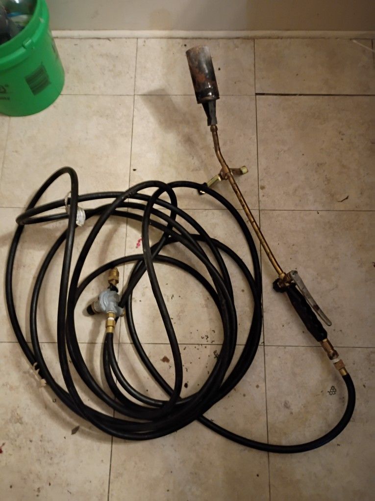 Roofing Torch. Used On 1 Job. $150 OBO 