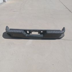 19 To 24 Rear Bumper Gmc Sierra /Silverado Complete ( Oem) 1500