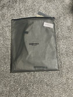 dark grey oatmeal essential shorts
