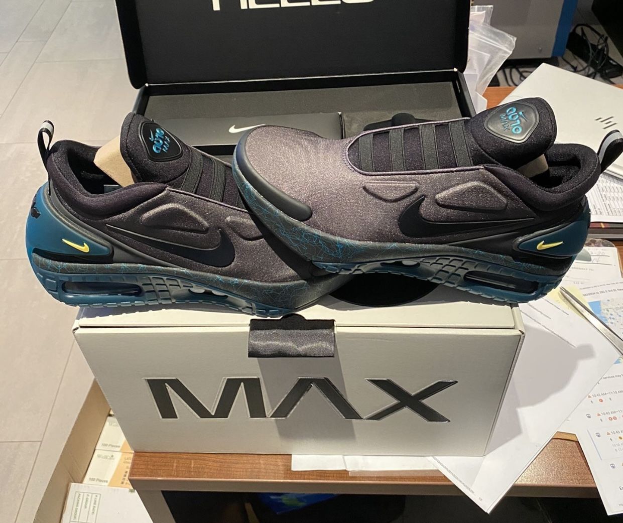 DEADSTOCK Nike Self Lacing