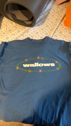 WALLOWS tour shirt LARGE