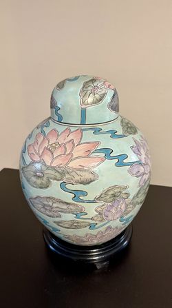 Chinoiserie ginger jar