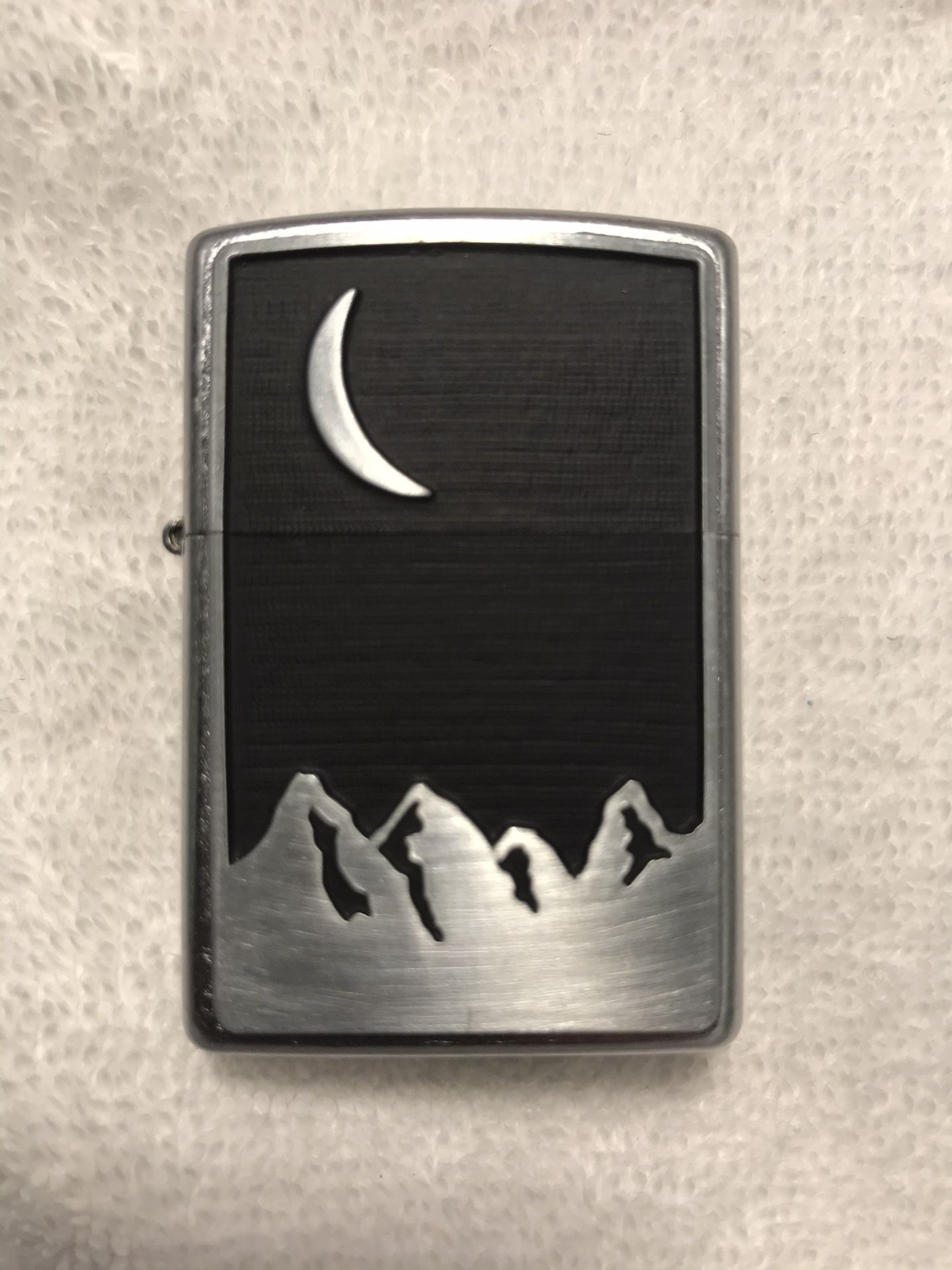 2000 Marlboro “Moon Over Mountains” Zippo Lighter