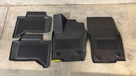 Toyota Land Cruiser Floor Mats