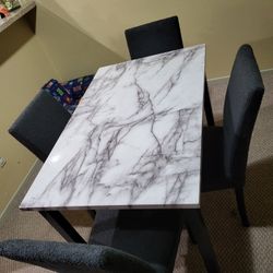 3 Chair Table