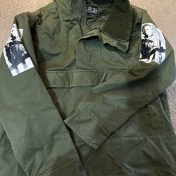 Stylish Military Green “BLACK HOLE” Pullover Jacket - Size L