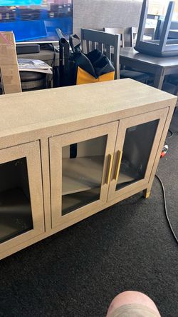 Tv stand clearance must sell need room! $250