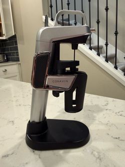 Coravin wine preservation system