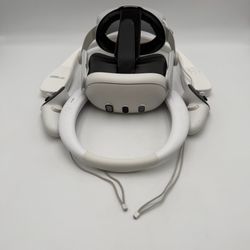 Meta Quest 3  512GB + Battery Headstrap | 2 Portable Chargers | With Controllers + Carry Case