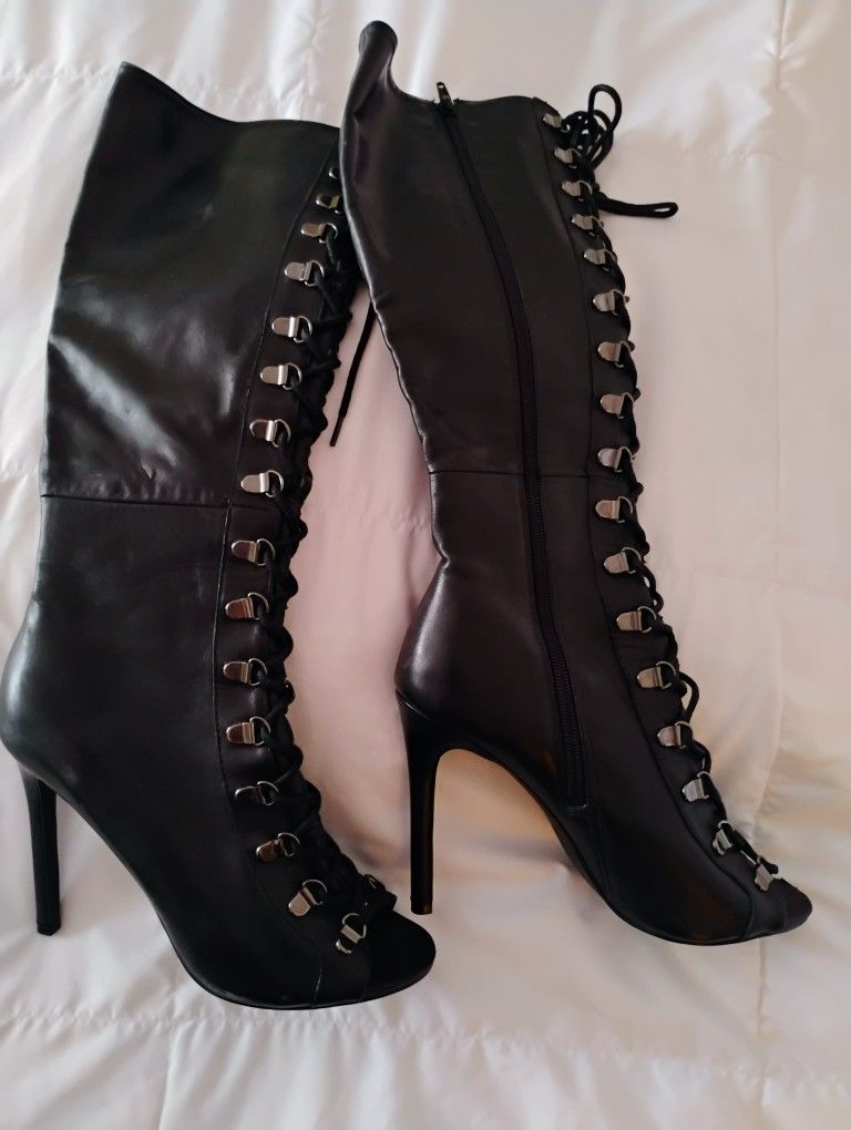 Steve Madden peep toe knee-high black leather boots like new worn one size eight medium