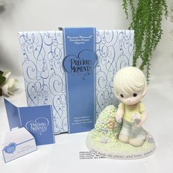 P25 Precious Moments Figurine – “God Made The Plants And Trees” (#730019) 