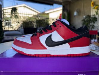 Nike SB Dunk Low Chicago Size 8