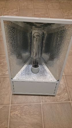 Sunlight Supply Sun System 2 Grow Light Fixture