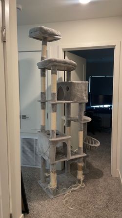 Fairly used, still kind of new cat tree (Read description!)