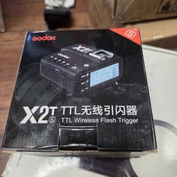 Godox X2 2.4 GHz TTL Wireless Flash Trigger for Sony