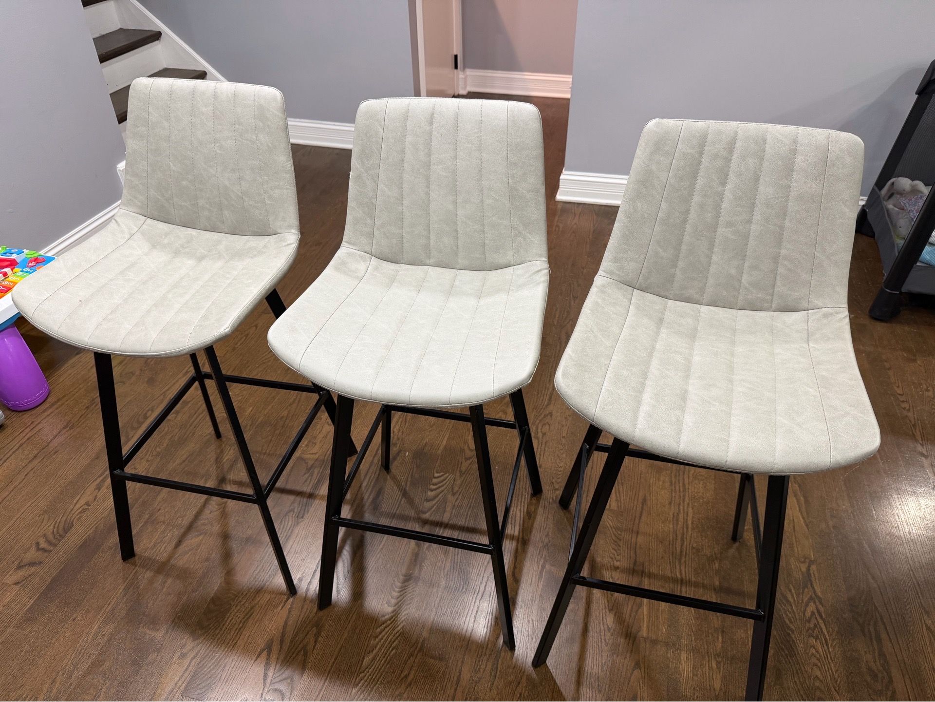 4 counter height bar stools