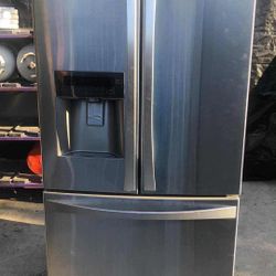 KENMORE REFRIGERATOR 30 CUB 