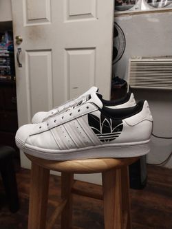 ADIDAS     SUPERSTAR 