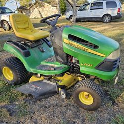 3 John Deer Riding Lawnmoners 18.5/20hp 42inch All Ready To Moe 