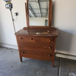 Dresser Antique 