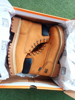 NEW TIMBERLAND 10 1/2  WORK BOOTS