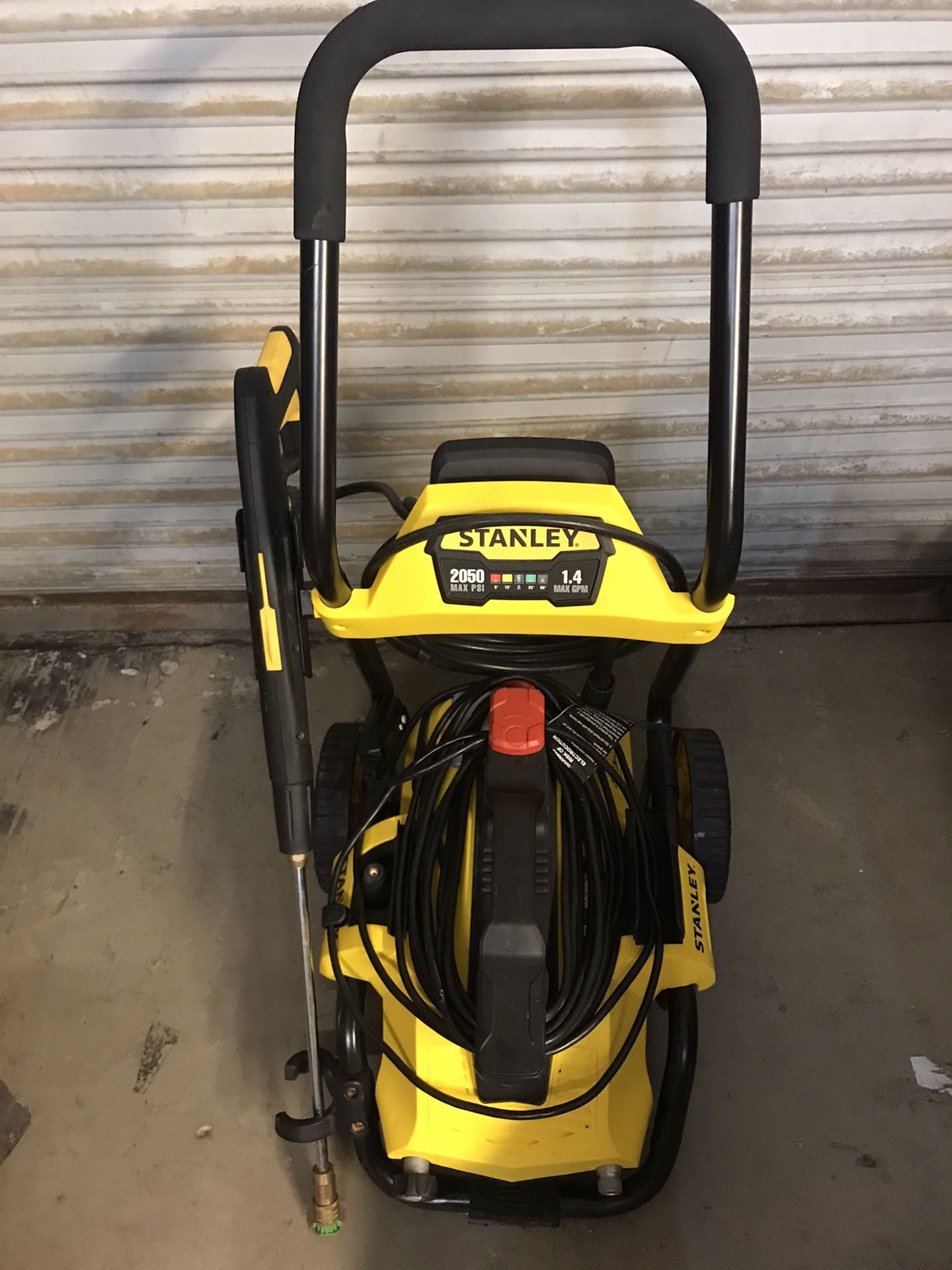 Stanley SLP 2050 Electric Pressure Washer 2050 PSI Used Once