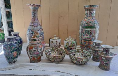 12 piece Vintage Chinese Chinoiserie Porcelain Collection