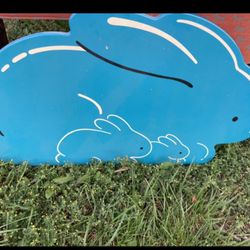 Blue bunny decor 