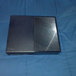 Xbox One ( Cables Included )