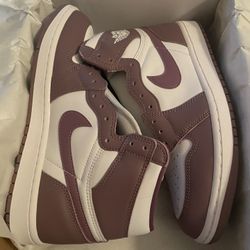 Jordan 1 Retro High Og Mauve