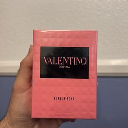 Woman’s fragrances