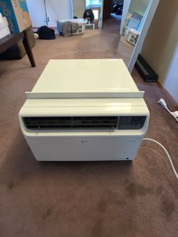 LG - 14,000 BTU Smart Window Air Conditioner 700 Sq. Ft