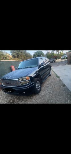 2004 GMC Yukon Denali