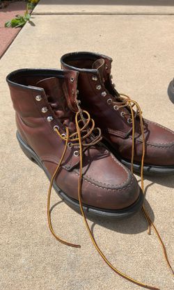 Red Wing 4439 Steel toe boot, size 10.5