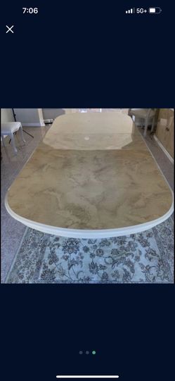 Dining Room Table with Leaf 