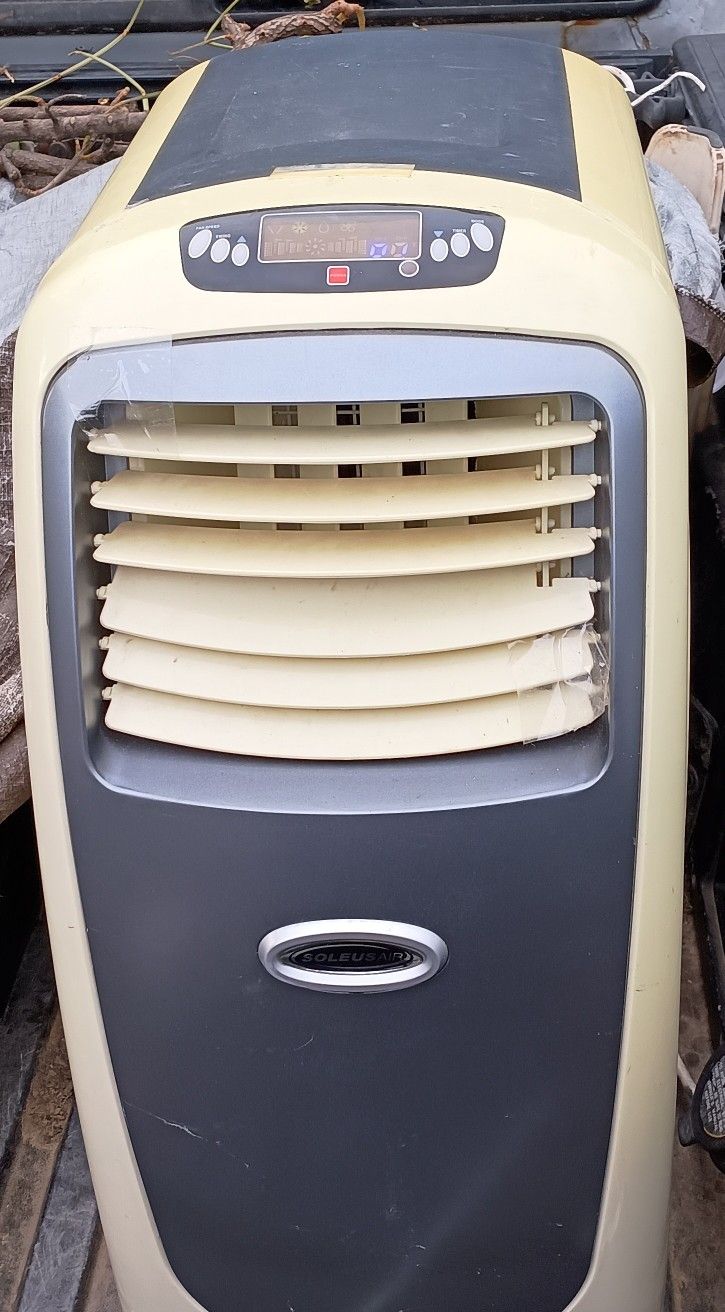 SSoleud  10,000 BTU Standalone Air Conditioner, Works Great